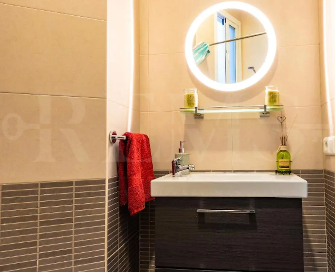 Apartment Holidays2Malaga Capitan Studio Renovated With Patio & Balconies In The City Center Spain