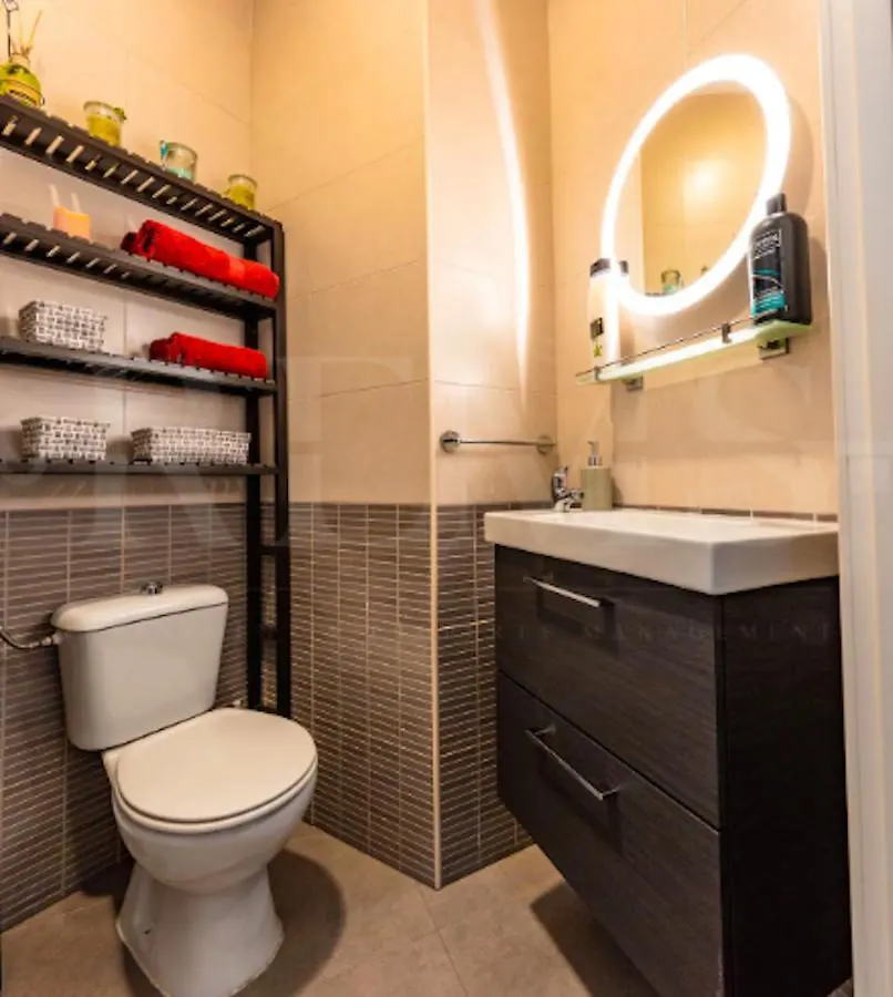Holidays2Malaga Capitan Studio Renovated With Patio & Balconies In The City Center Apartment Malaga